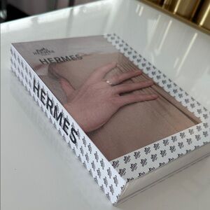 Decorative gift box/display box  with White and Black Cover